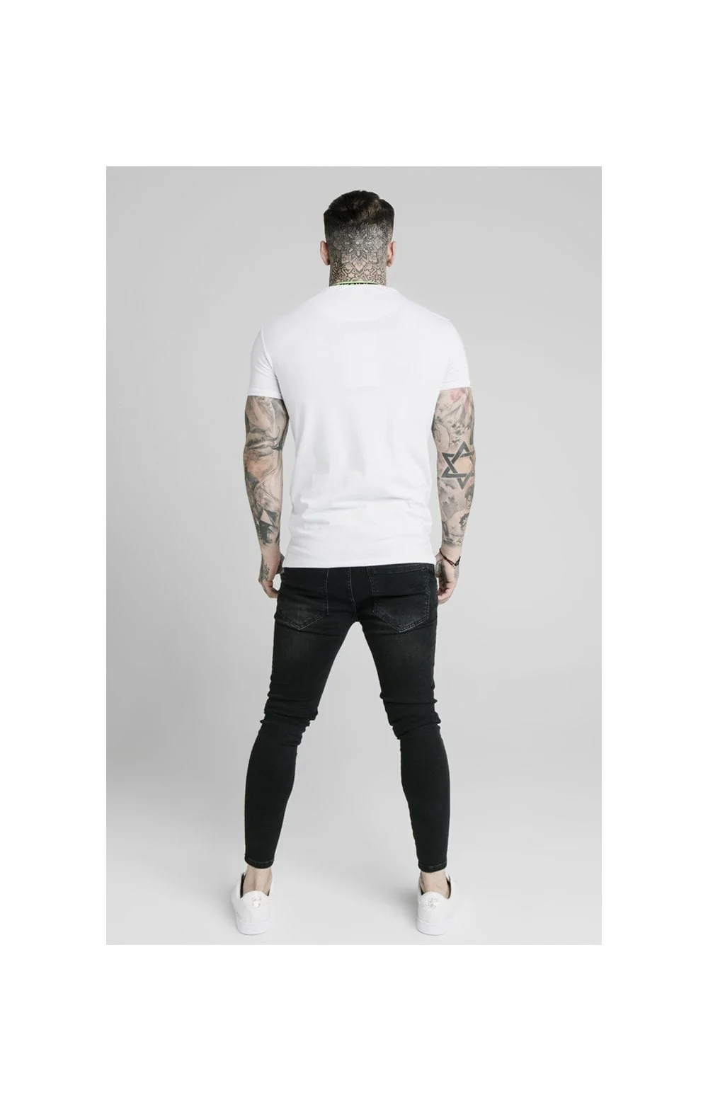 SikSilk Straight Hem Tape Collar Gym Tee - White - Image 5