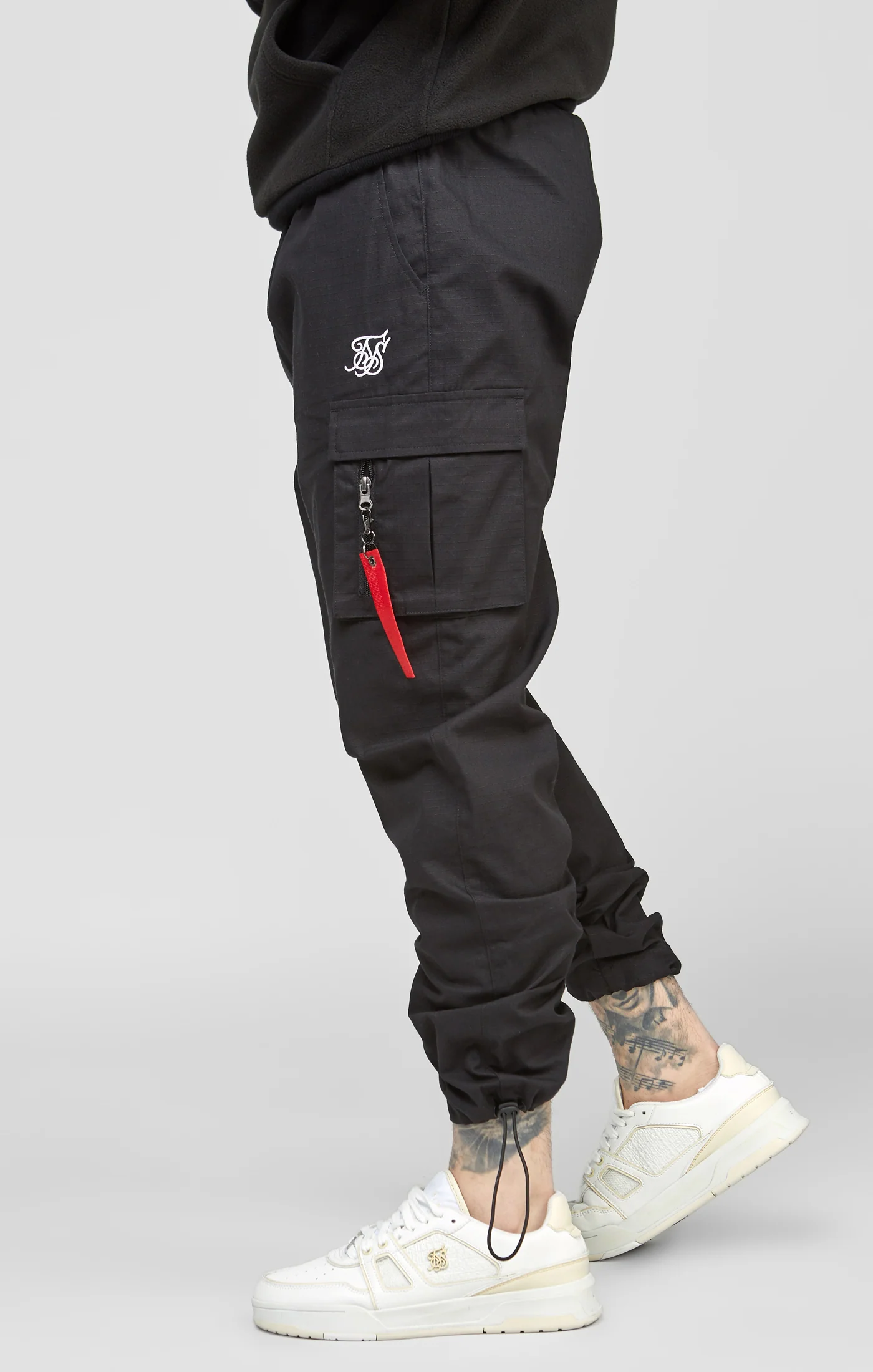 Black Cuffed Relaxed Fit Cargo Pant - Image 2