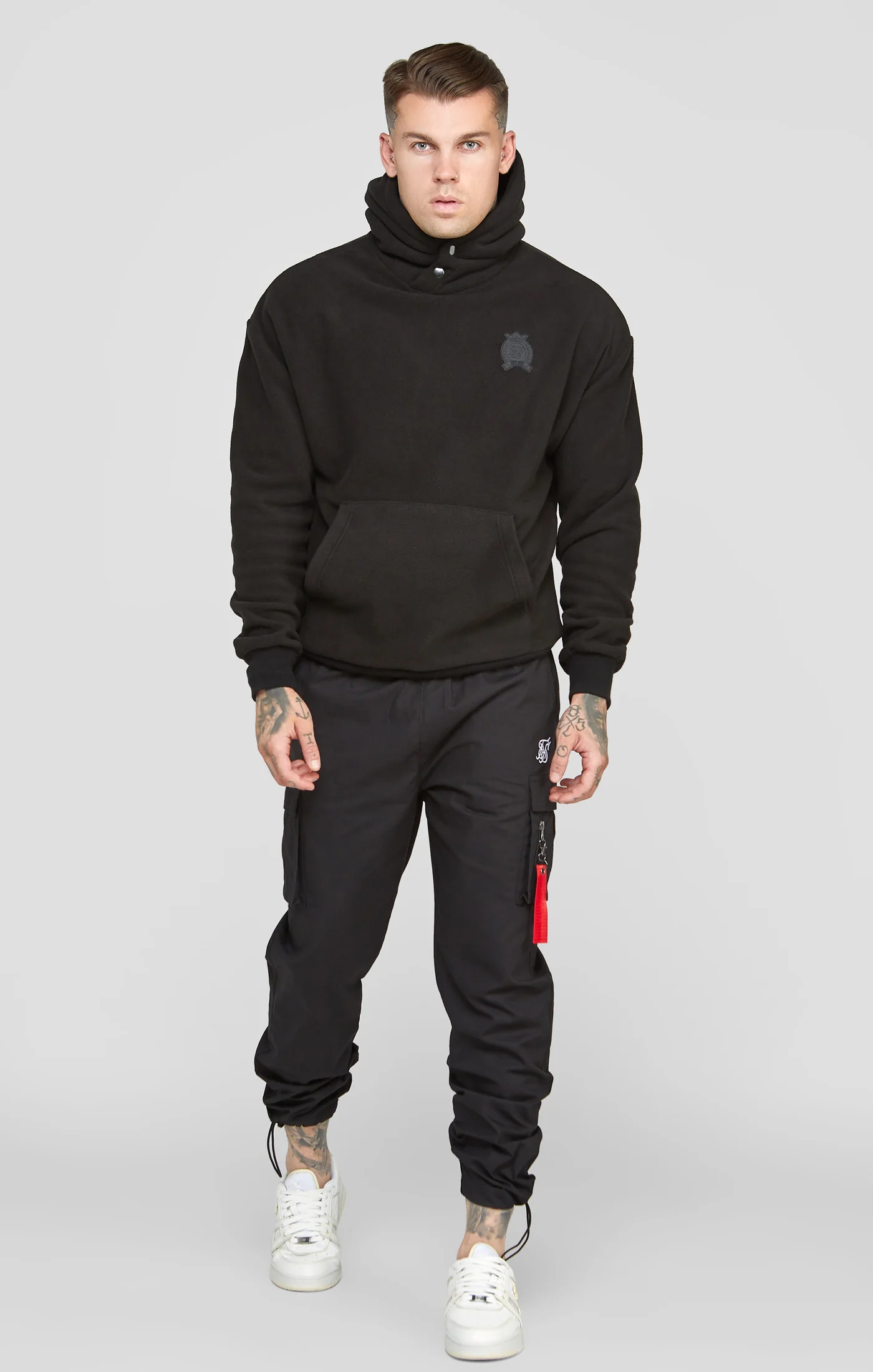 Black Cuffed Relaxed Fit Cargo Pant - Image 3
