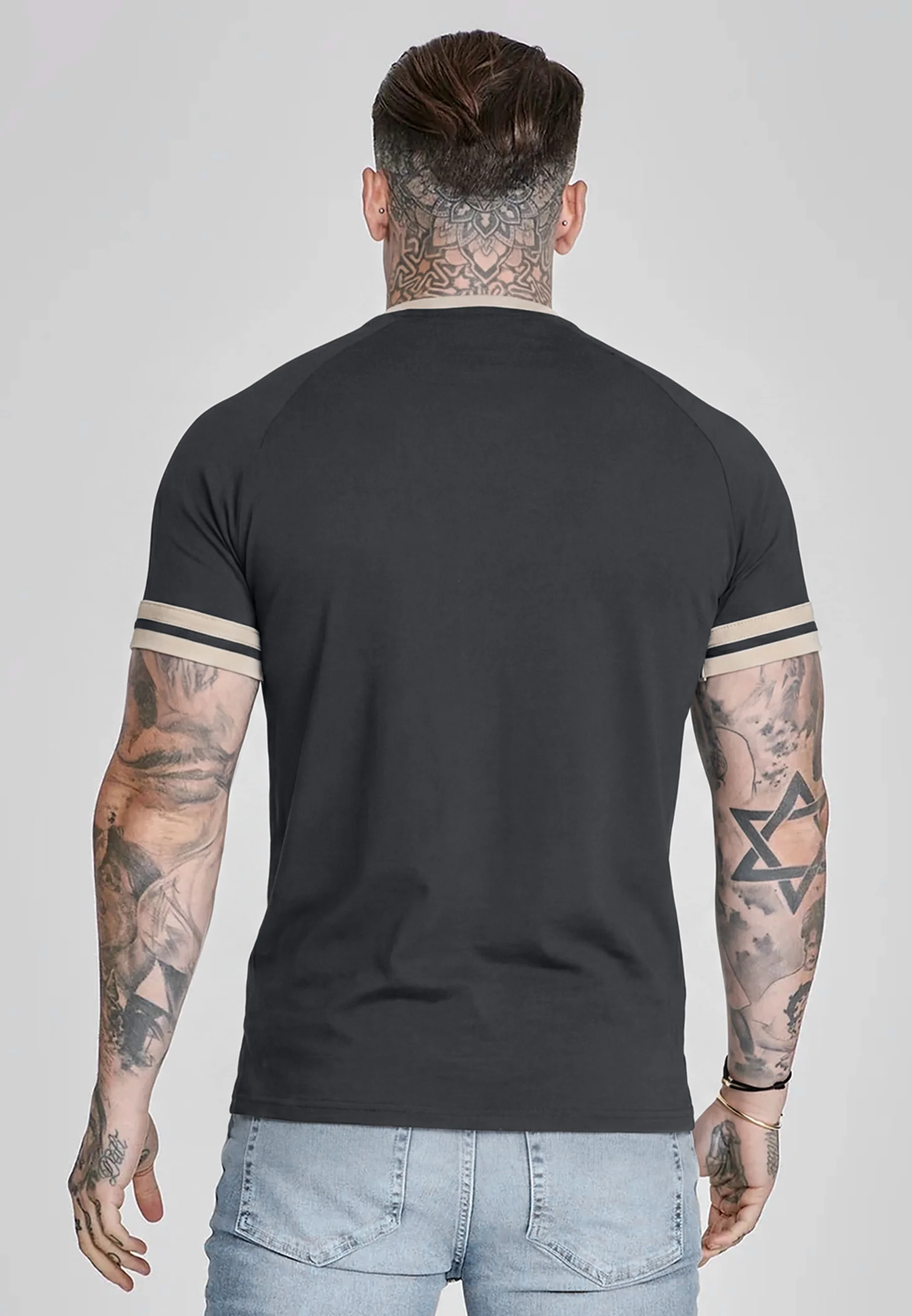 Black and Ecru Tournament T-Shirt - Image 5