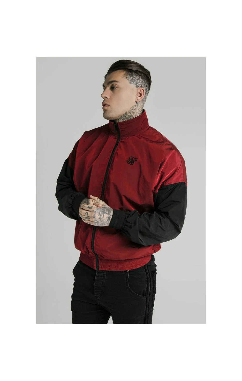 SikSilk Windrunner – Red & Black