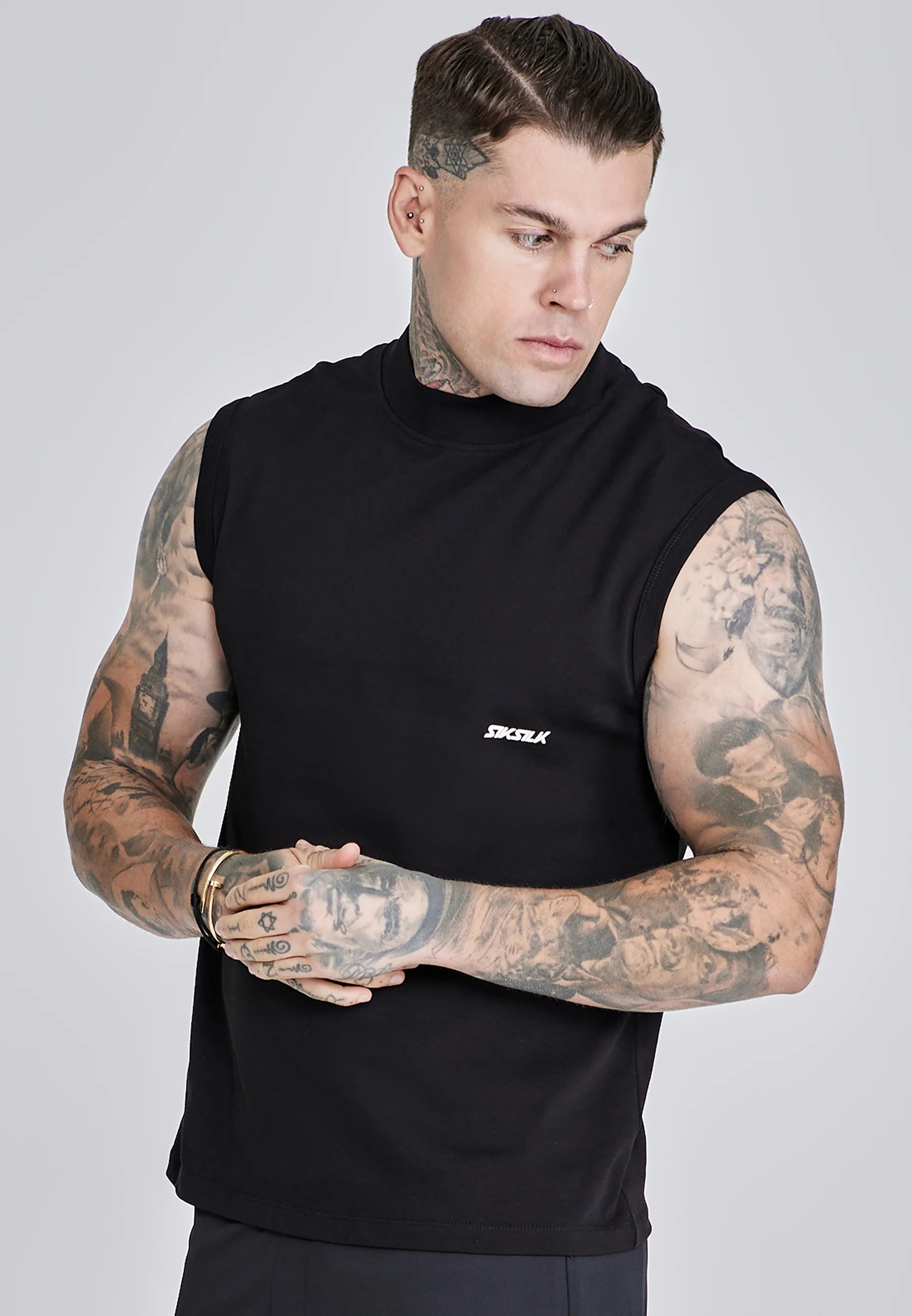 Black Sleeveless T-Shirt - Image 2