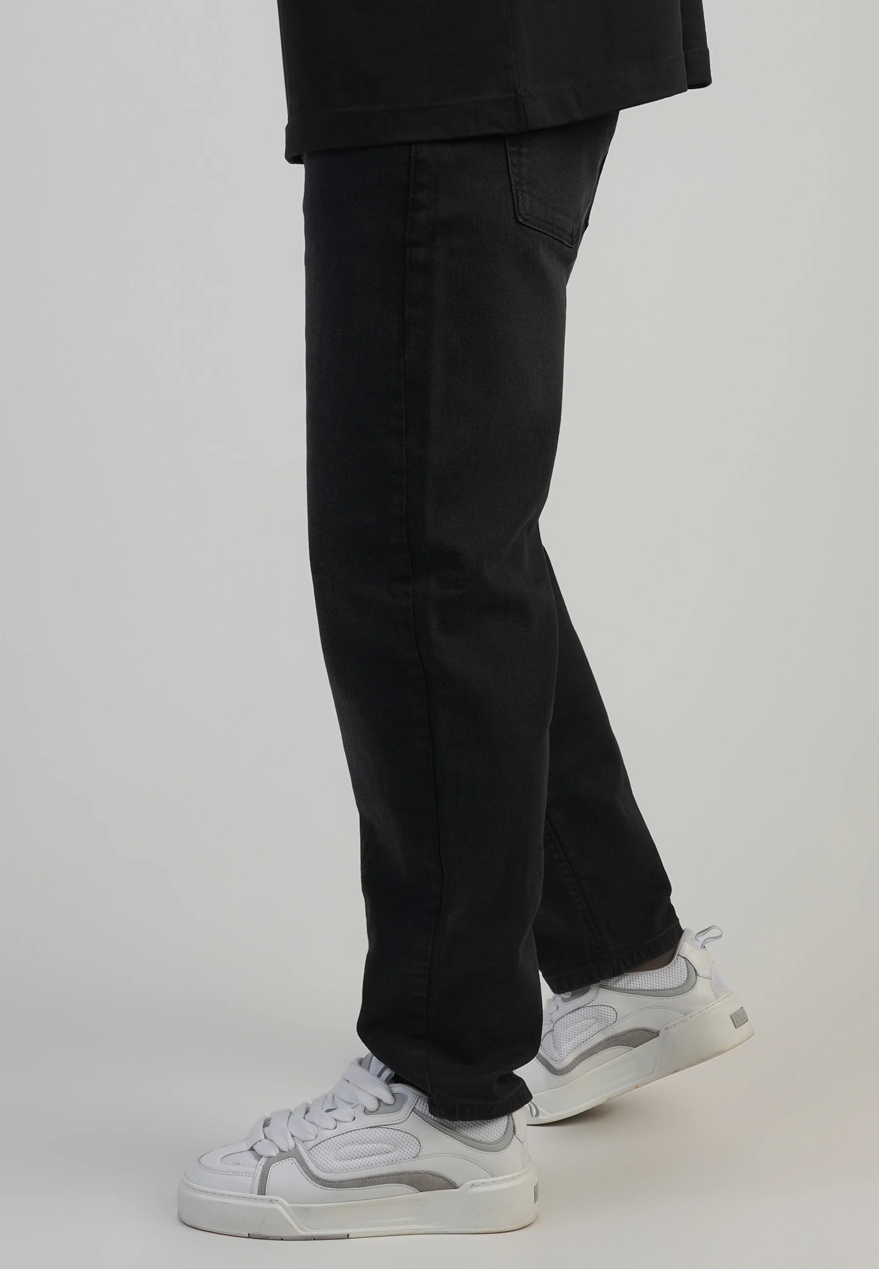 Tapered Jeans Washed Black - Image 2