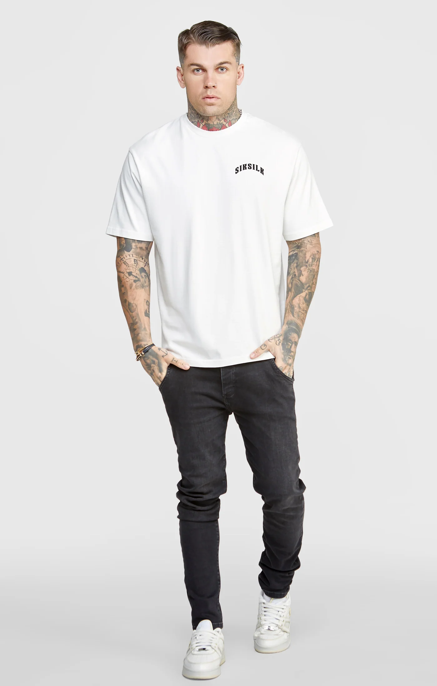 White Graphic Oversized T-Shirt - Image 4